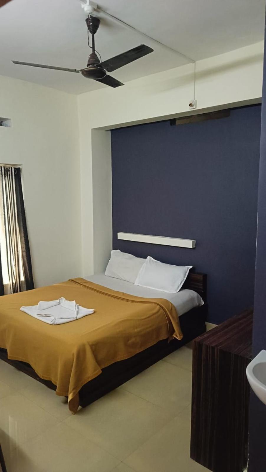 Hotel Orginal Residency Kollam Ngoại thất bức ảnh