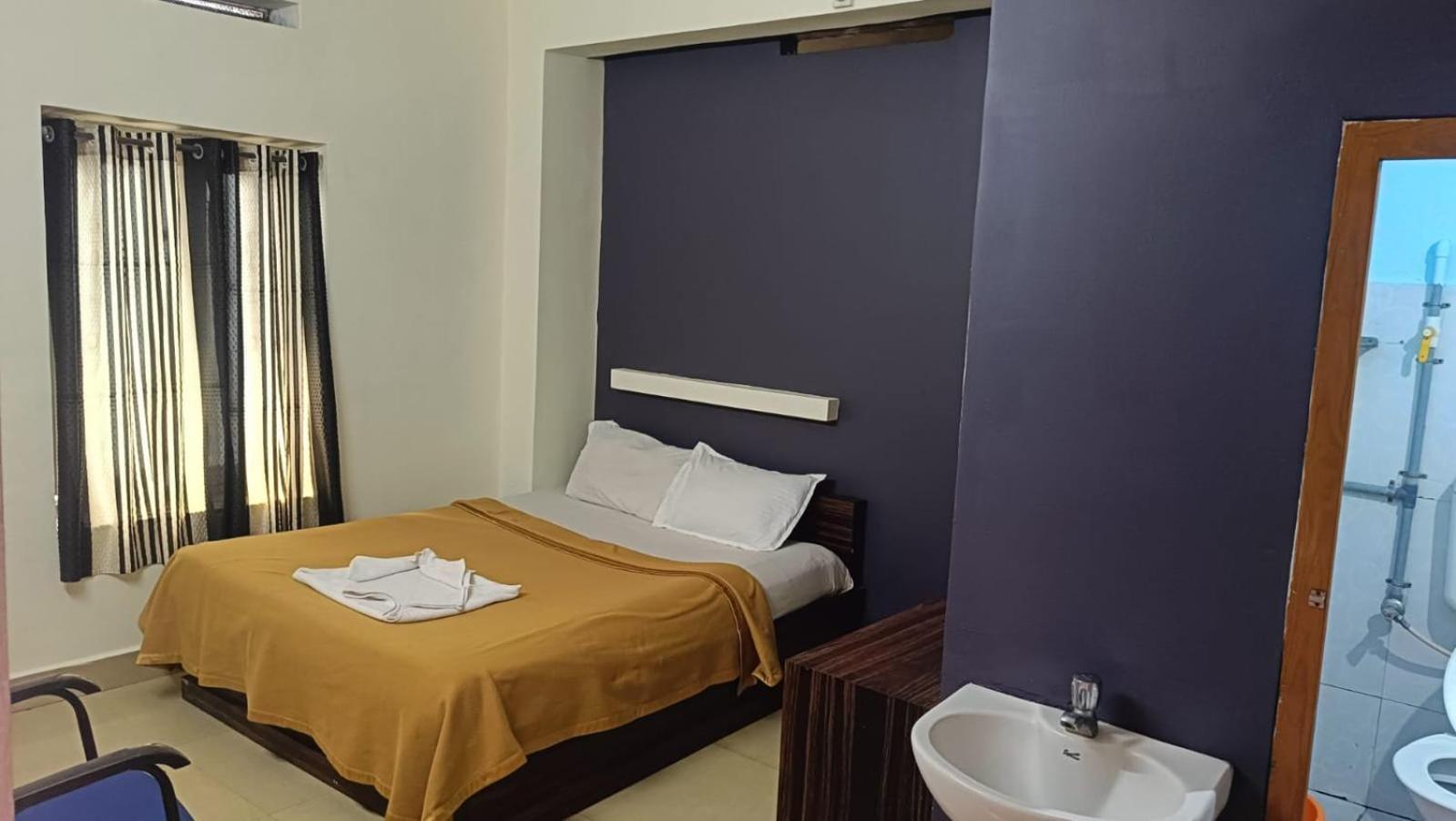 Hotel Orginal Residency Kollam Ngoại thất bức ảnh